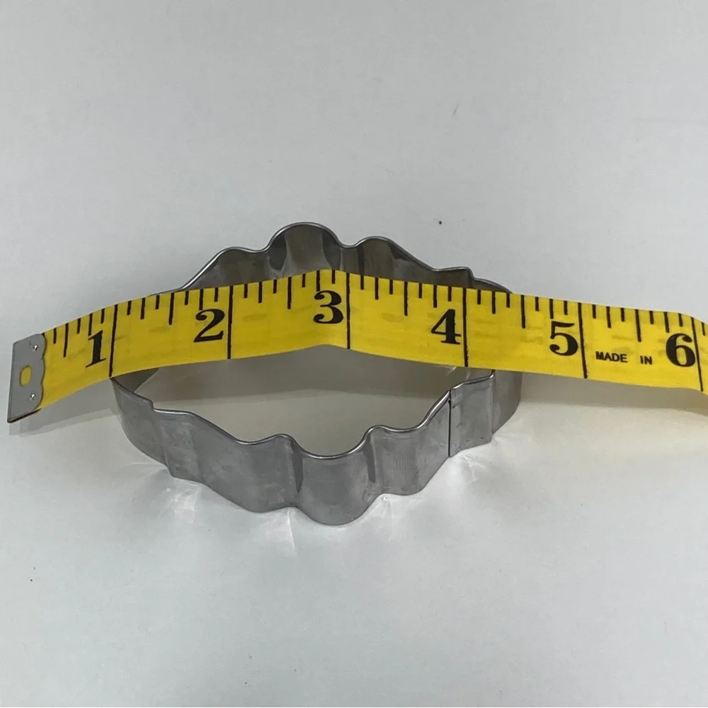 Cutter Cookie cutters lot of 3 Rectangular Plaque and Round Fluted Cookie